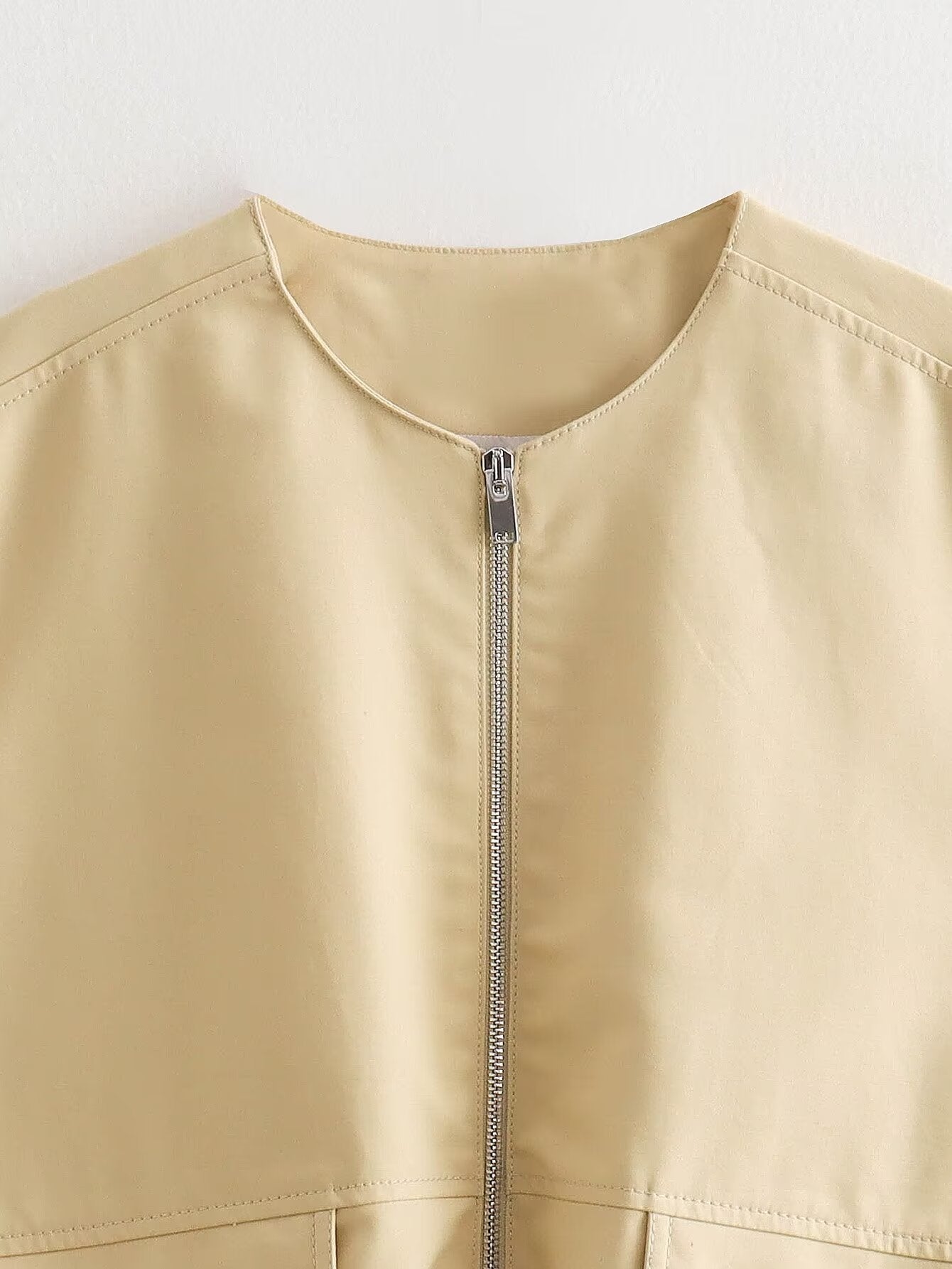 Lässige Utility-Weste mit gerafftem Saum