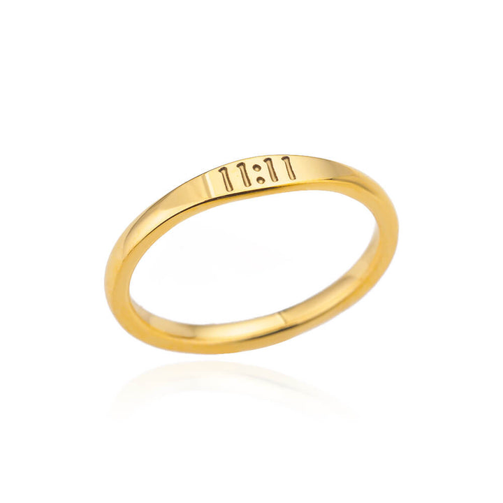 Minimalistischer Edelstahlring mit '11:11' Gravur