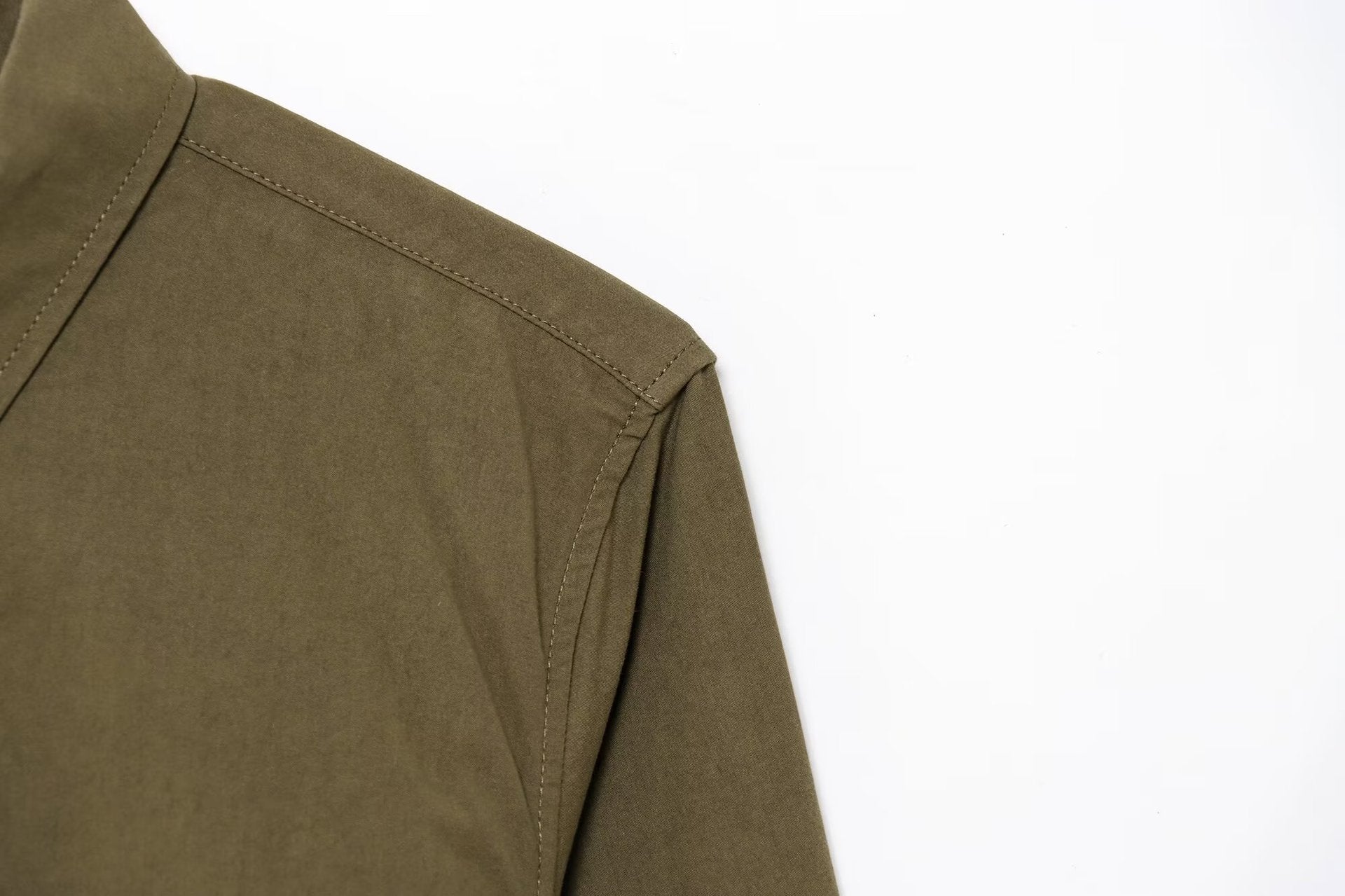 Zweiteiliges Set Damen | Kurze Jacke & Shorts in Khaki