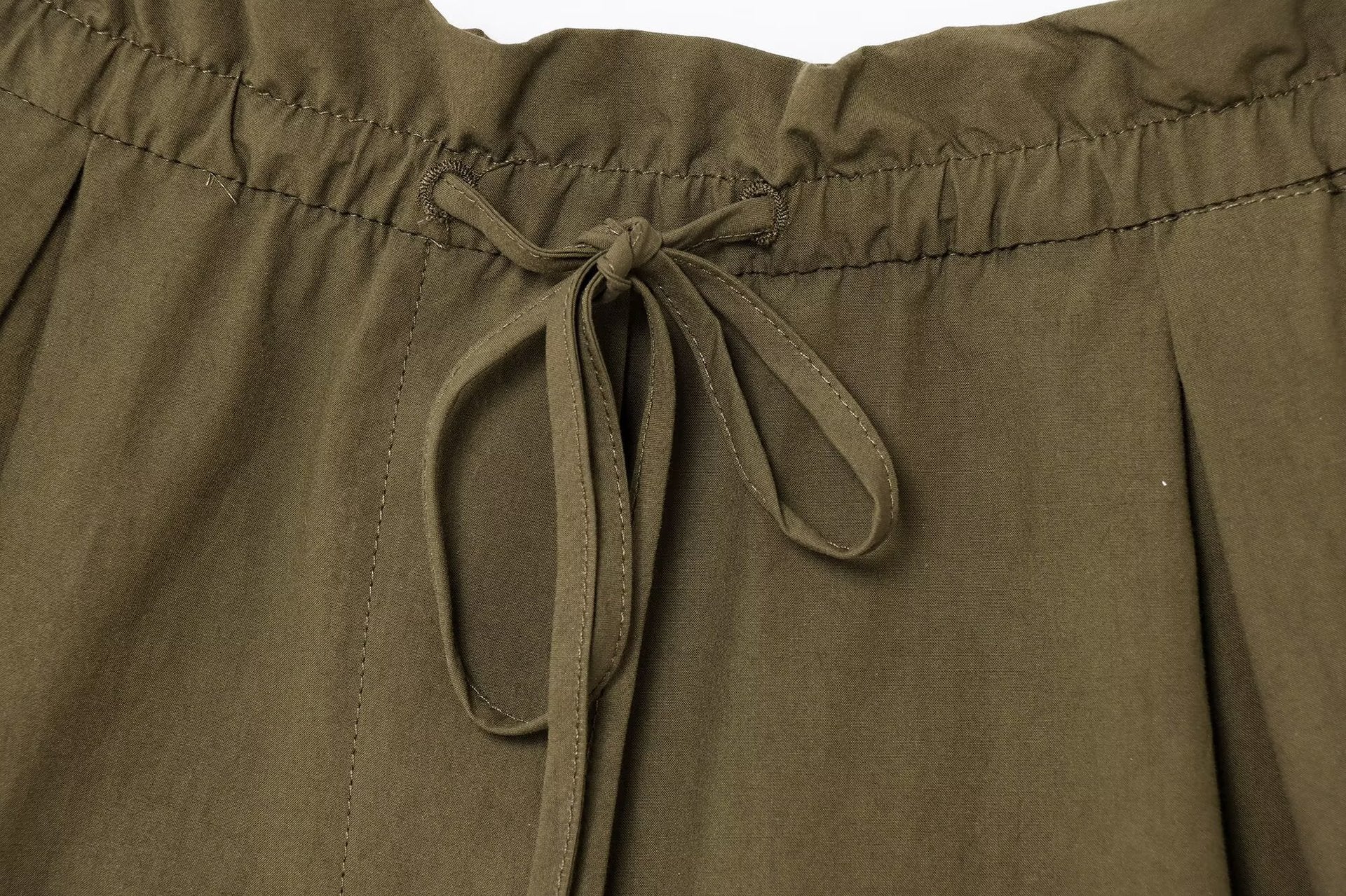 Zweiteiliges Set Damen | Kurze Jacke & Shorts in Khaki