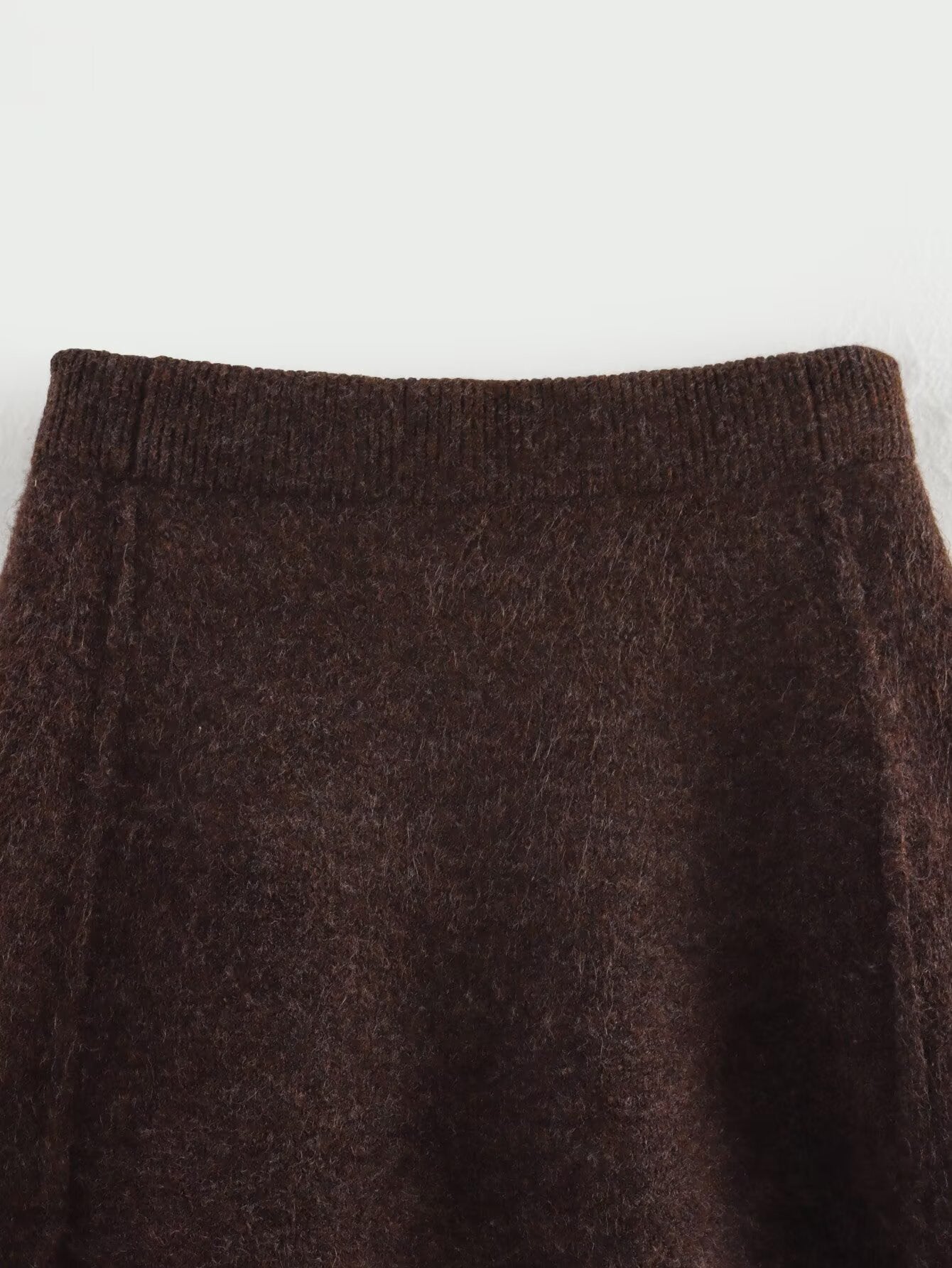 Strickset Damen | Strickjacke & A-Linien-Rock in Braun