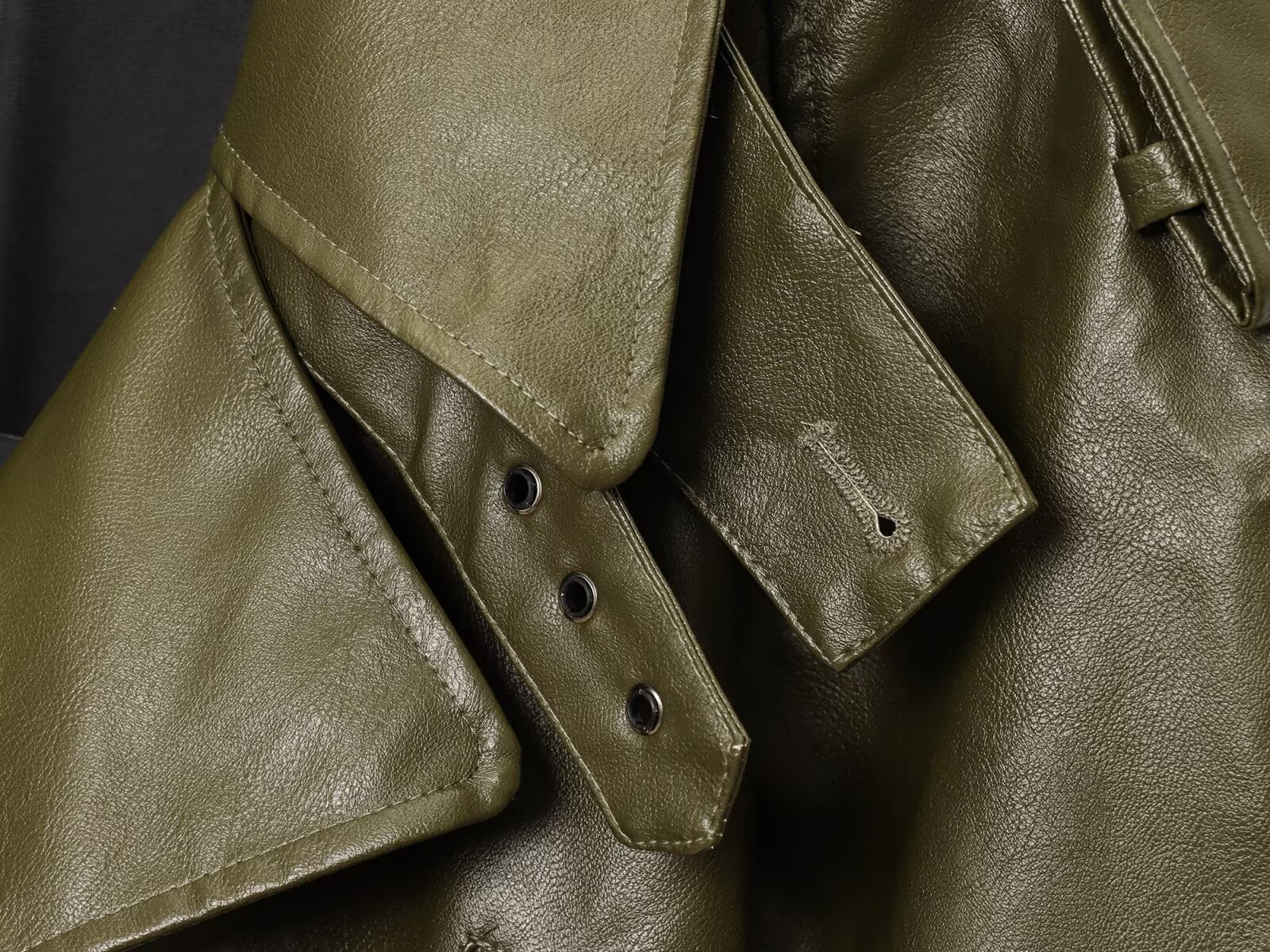 Kurze Motorradjacke Damen | PU-Lederjacke in Khaki