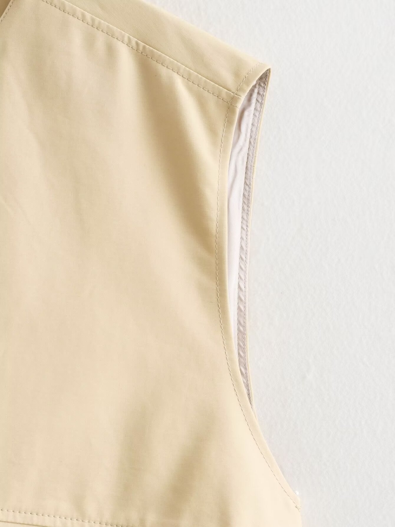 Lässige Utility-Weste mit gerafftem Saum