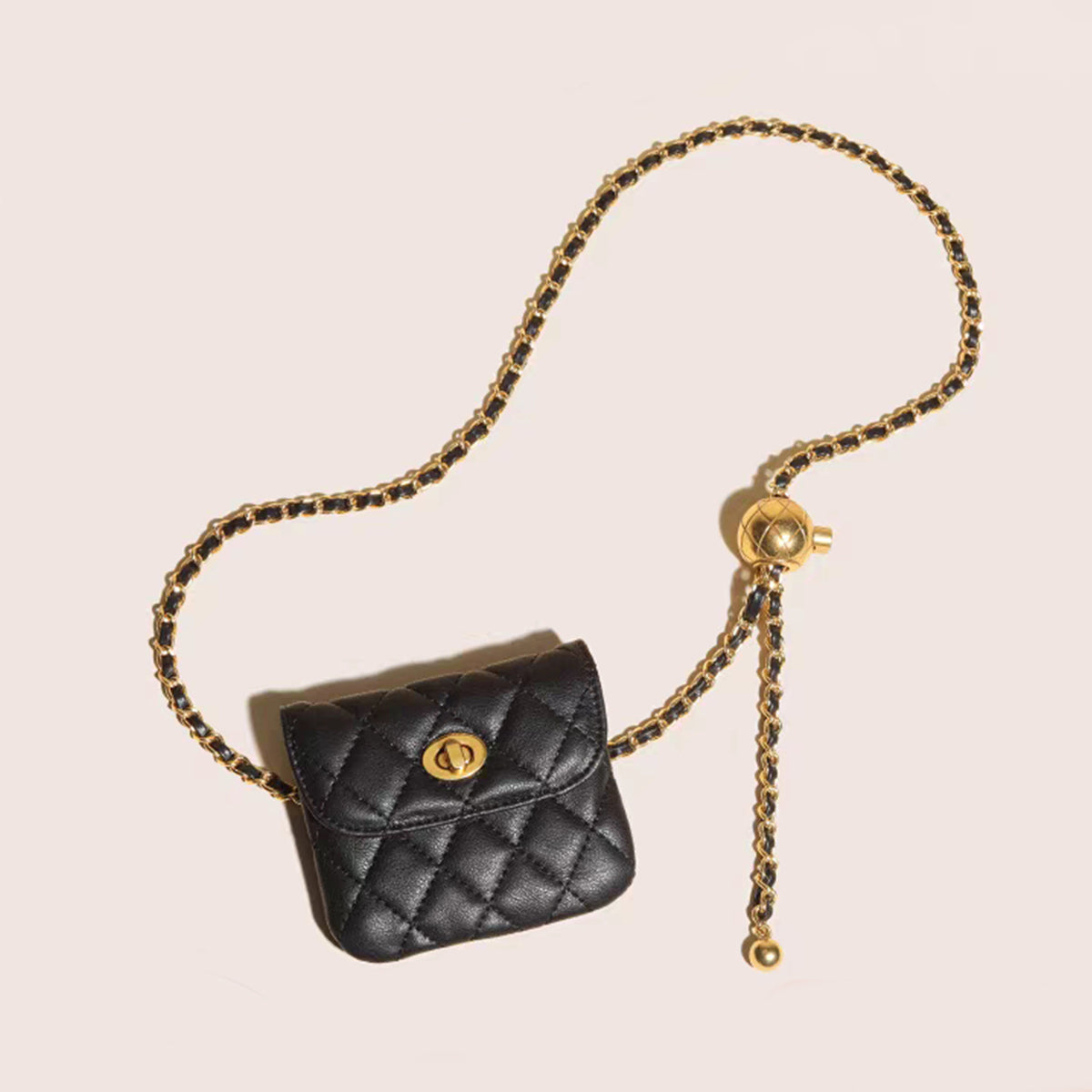 Elegante gesteppte Mini-Tasche mit verstellbarer Goldkette